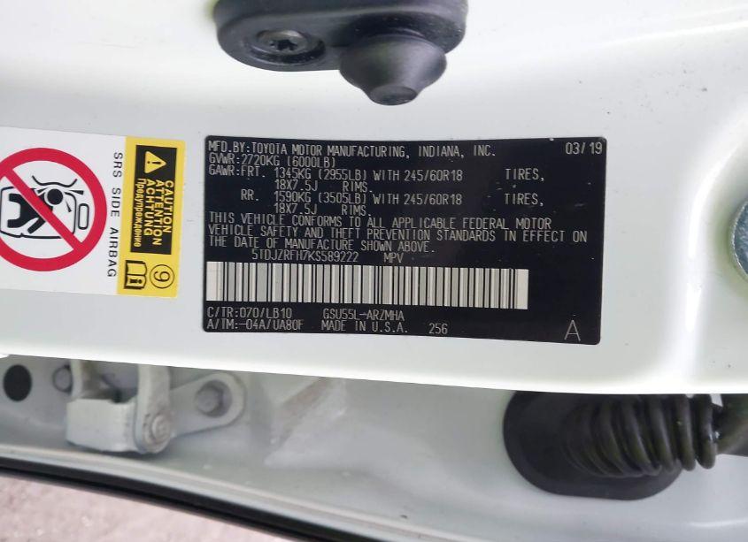 Photo 9 of 2019 Toyota Highlander XLE (VIN 5TDJZRFH7KS589222)