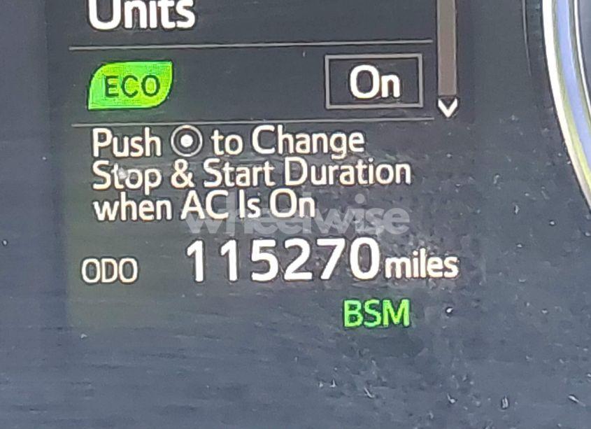 Photo 16 of 2017 Toyota Highlander XLE (VIN 5TDJZRFH8HS394416)