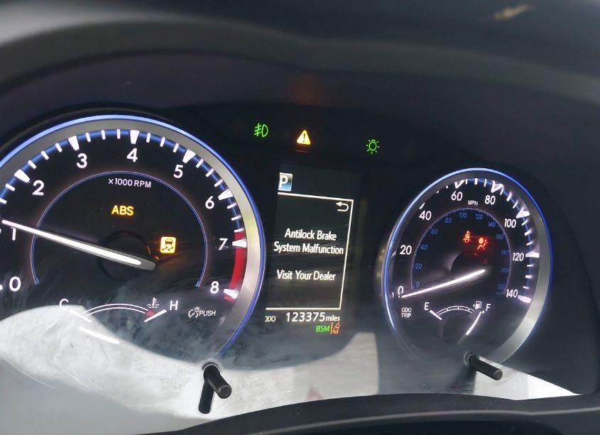 Photo 7 of 2017 Toyota Highlander XLE (VIN 5TDJZRFH8HS396067)