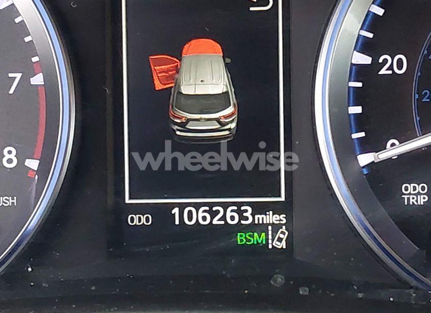 Photo 15 of 2017 Toyota Highlander XLE (VIN 5TDJZRFH8HS445235)