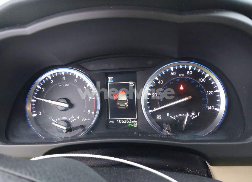 Photo 7 of 2017 Toyota Highlander XLE (VIN 5TDJZRFH8HS445235)