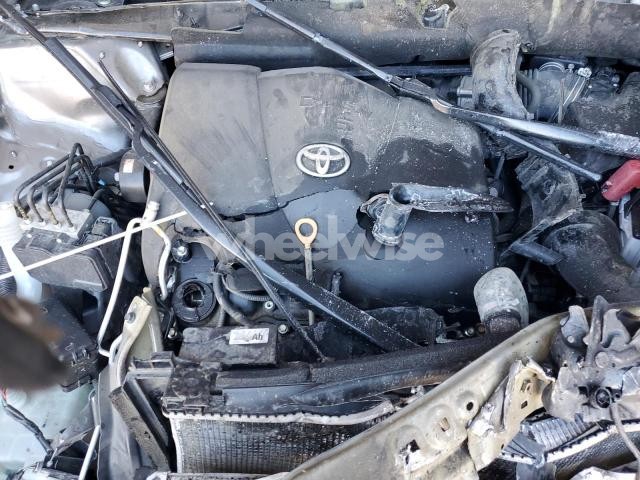 Photo 14 of 2018 TOYOTA HIGHLANDER SE N/A (VIN 5TDJZRFH8JS544787)