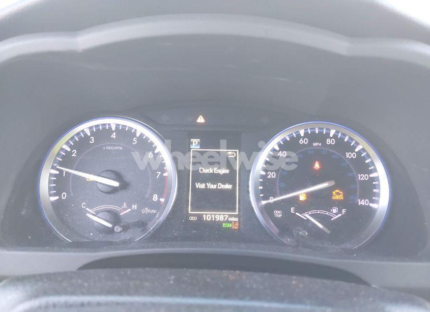 Photo 7 of 2018 Toyota Highlander XLE (VIN 5TDJZRFH8JS860139)