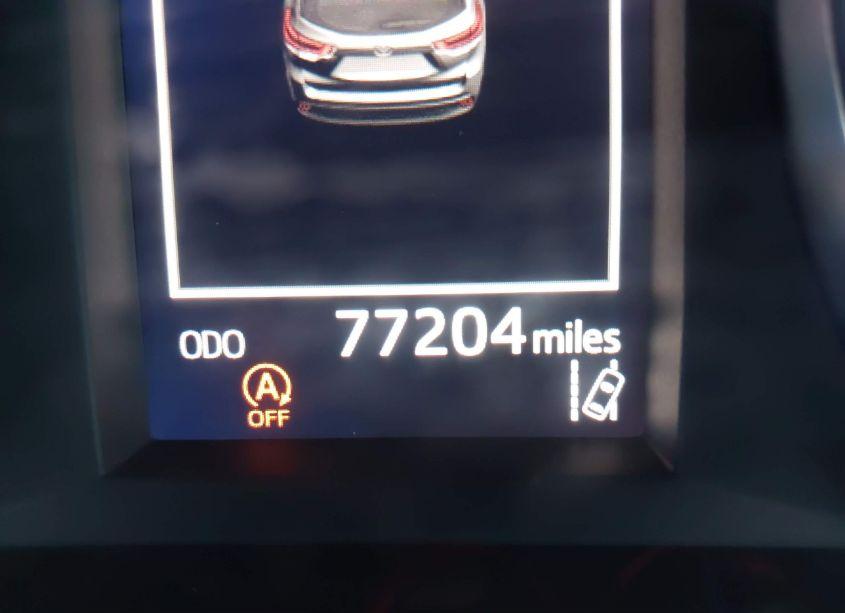 Photo 16 of 2018 Toyota Highlander XLE (VIN 5TDJZRFH8JS872792)