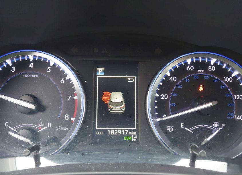 Photo 7 of 2018 Toyota Highlander XLE (VIN 5TDJZRFH8JS890662)