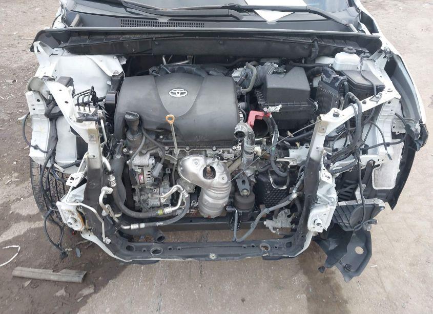 Photo 10 of 2019 Toyota Highlander XLE (VIN 5TDJZRFH8KS587463)