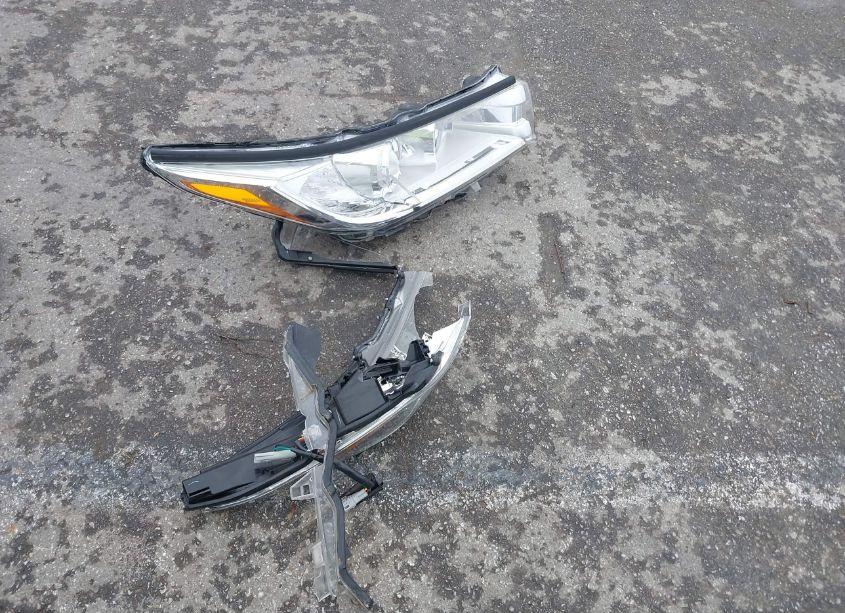 Photo 12 of 2019 Toyota Highlander XLE (VIN 5TDJZRFH8KS592792)