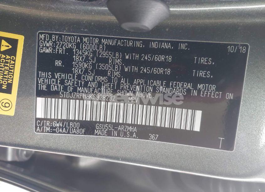 Photo 9 of 2019 Toyota Highlander XLE (VIN 5TDJZRFH8KS928232)