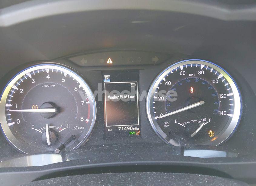 Photo 7 of 2019 Toyota Highlander XLE (VIN 5TDJZRFH8KS928280)