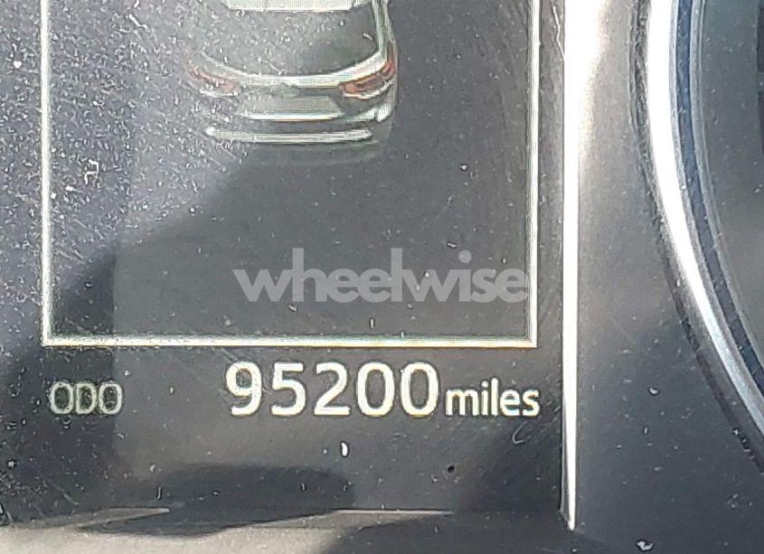 Photo 7 of 2019 Toyota Highlander SE (VIN 5TDJZRFH8KS932362)