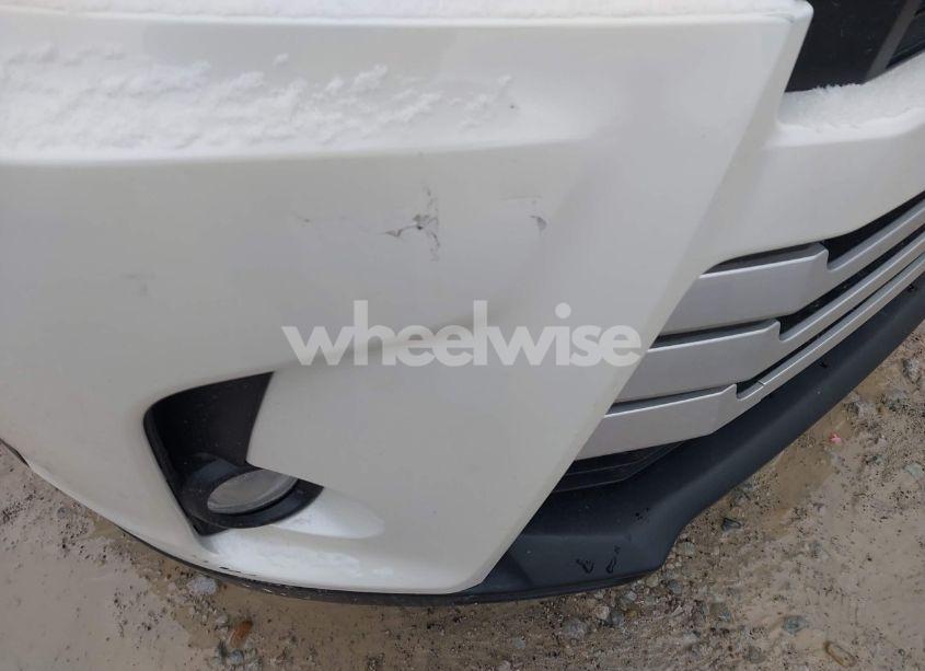 Photo 18 of 2019 Toyota Highlander XLE (VIN 5TDJZRFH8KS954748)