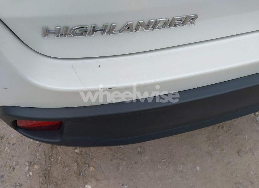 Photo 21 of 2019 Toyota Highlander XLE (VIN 5TDJZRFH8KS954748)