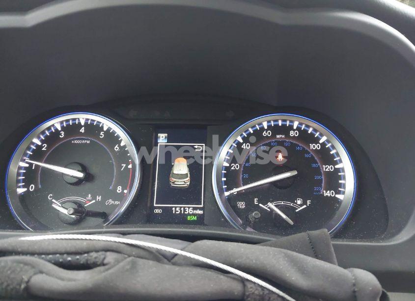 Photo 7 of 2019 Toyota Highlander XLE (VIN 5TDJZRFH8KS954748)