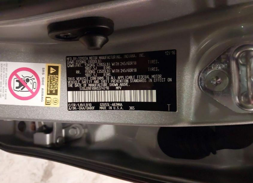 Photo 9 of 2017 Toyota Highlander XLE (VIN 5TDJZRFH9HS374210)