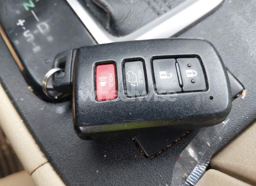 Photo 11 of 2017 Toyota Highlander XLE (VIN 5TDJZRFH9HS381111)