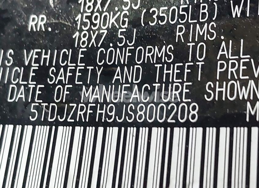 Photo 9 of 2018 Toyota Highlander XLE (VIN 5TDJZRFH9JS800208)