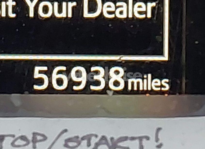 Photo 15 of 2018 Toyota Highlander XLE (VIN 5TDJZRFH9JS877919)