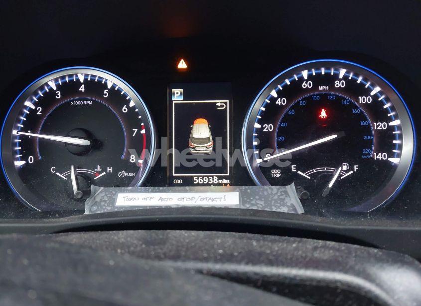 Photo 7 of 2018 Toyota Highlander XLE (VIN 5TDJZRFH9JS877919)