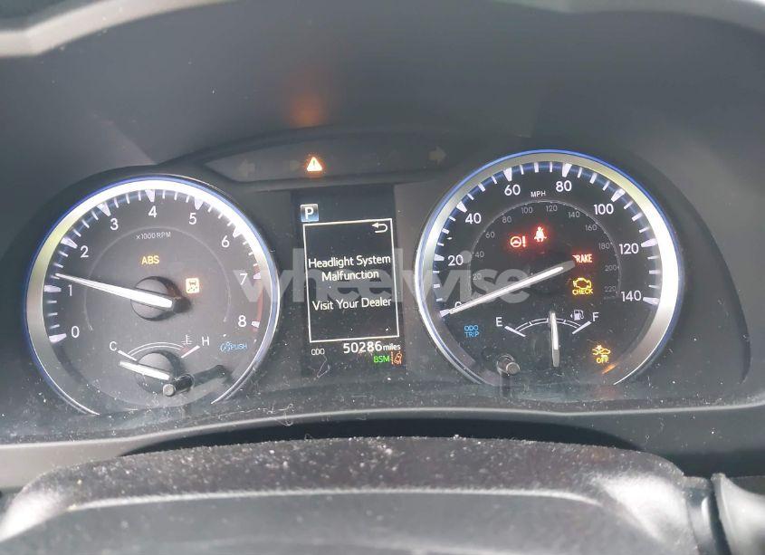 Photo 7 of 2019 Toyota Highlander XLE (VIN 5TDJZRFH9KS598746)