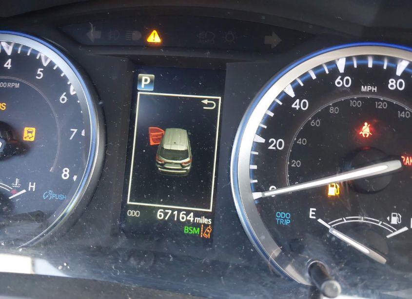 Photo 15 of 2019 Toyota Highlander XLE (VIN 5TDJZRFH9KS731473)