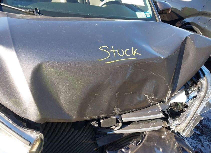 Photo 10 of 2018 Toyota Highlander XLE (VIN 5TDJZRFHXJS556696)