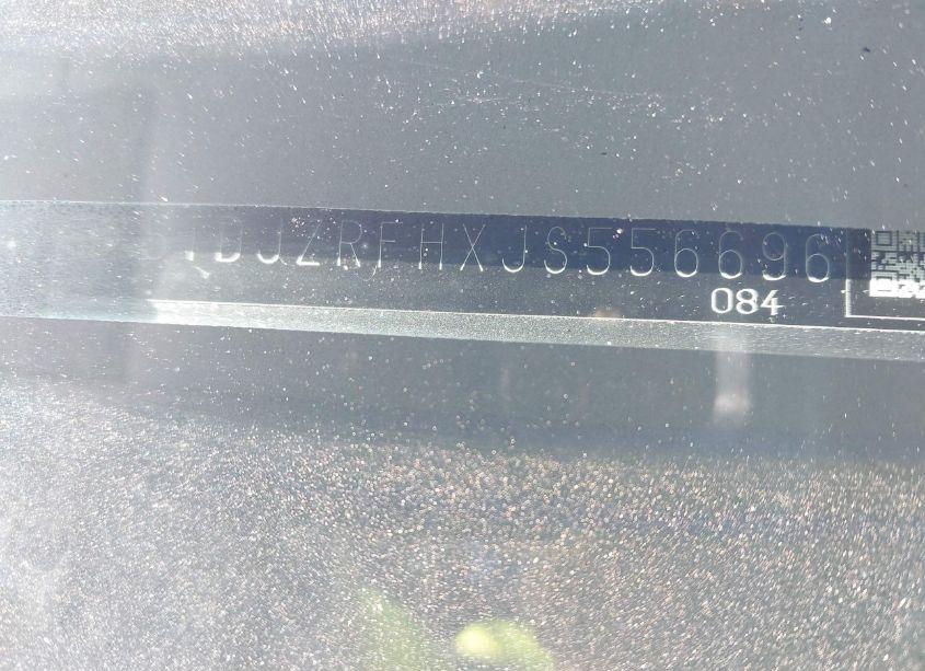 Photo 9 of 2018 Toyota Highlander XLE (VIN 5TDJZRFHXJS556696)