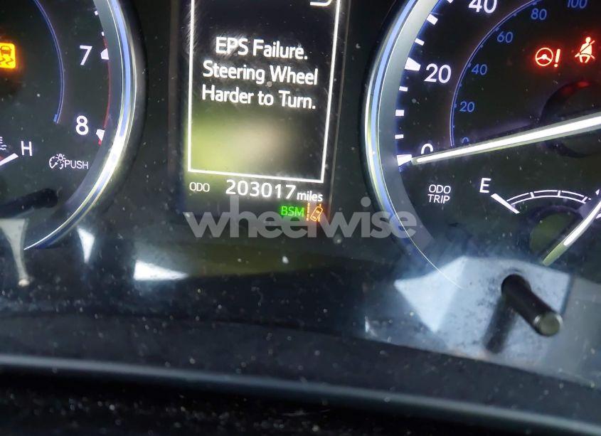 Photo 15 of 2019 Toyota Highlander XLE (VIN 5TDJZRFHXKS580790)