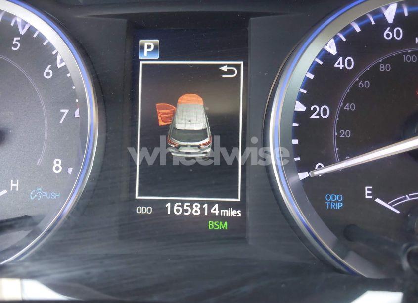 Photo 15 of 2019 Toyota Highlander XLE (VIN 5TDJZRFHXKS586184)