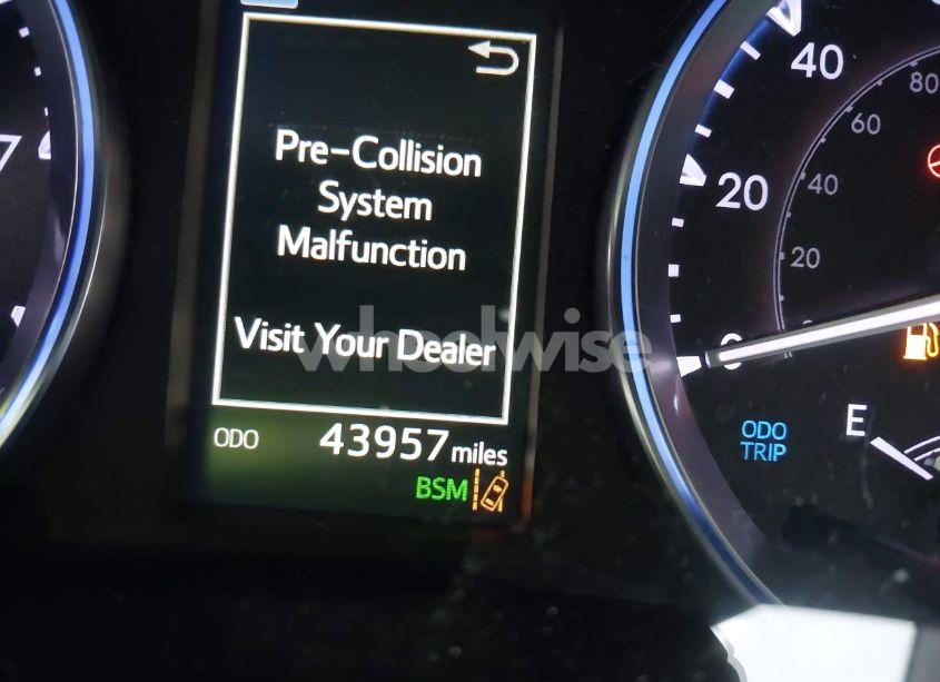 Photo 7 of 2019 Toyota Highlander XLE (VIN 5TDJZRFHXKS996273)