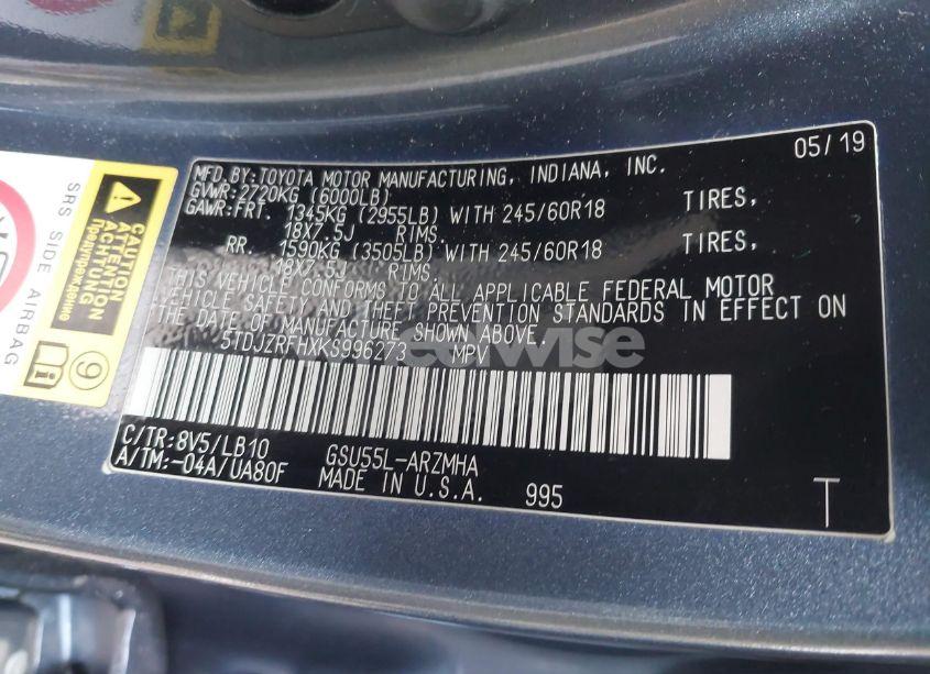 Photo 9 of 2019 Toyota Highlander XLE (VIN 5TDJZRFHXKS996273)