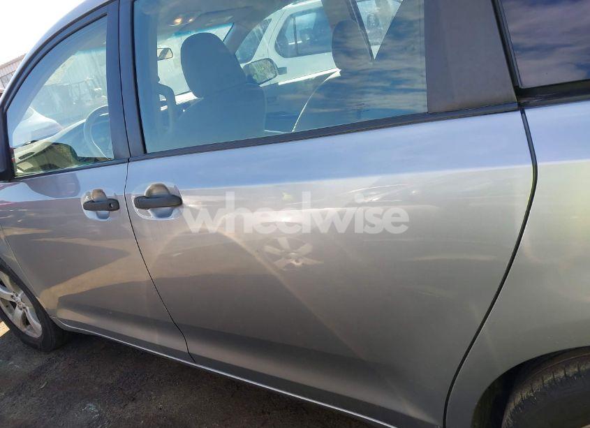 Photo 14 of 2011 Toyota Sienna (VIN 5TDKA3DC1BS008961)