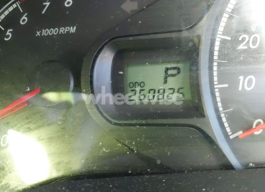 Photo 15 of 2011 Toyota Sienna (VIN 5TDKA3DC1BS008961)