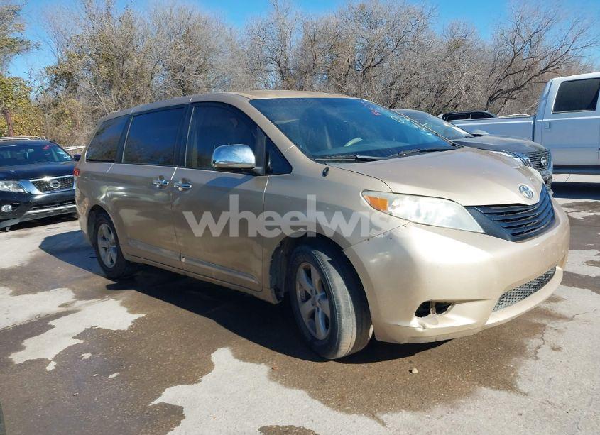 Photo 13 of 2012 Toyota Sienna BASE 7 PASSENGER (VIN 5TDKA3DC1CS011022)