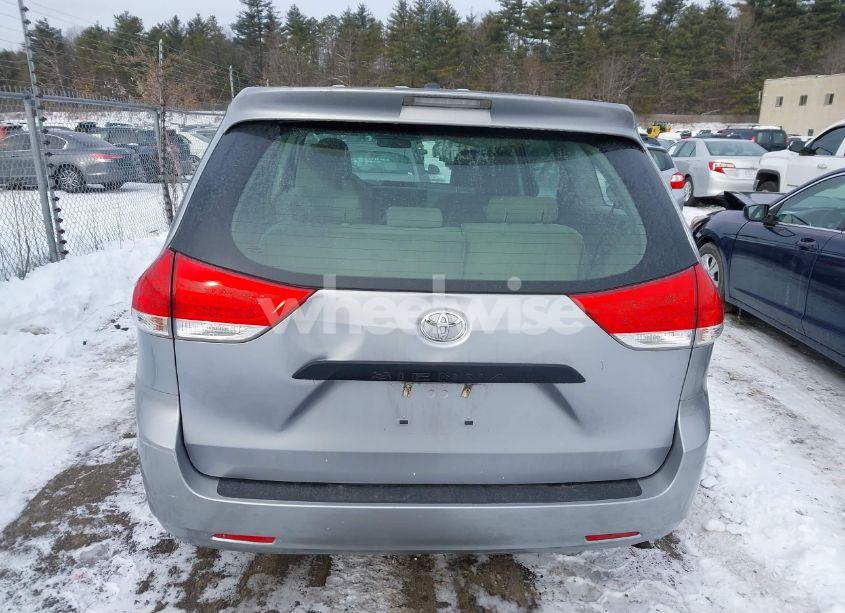 Photo 16 of 2012 Toyota Sienna BASE 7 PASSENGER (VIN 5TDKA3DC3CS010468)