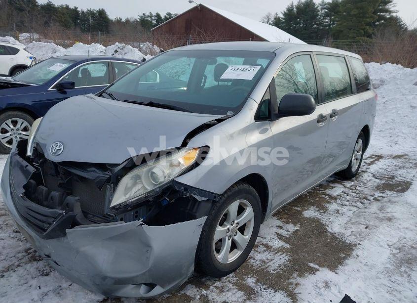 Photo 2 of 2012 Toyota Sienna BASE 7 PASSENGER (VIN 5TDKA3DC3CS010468)
