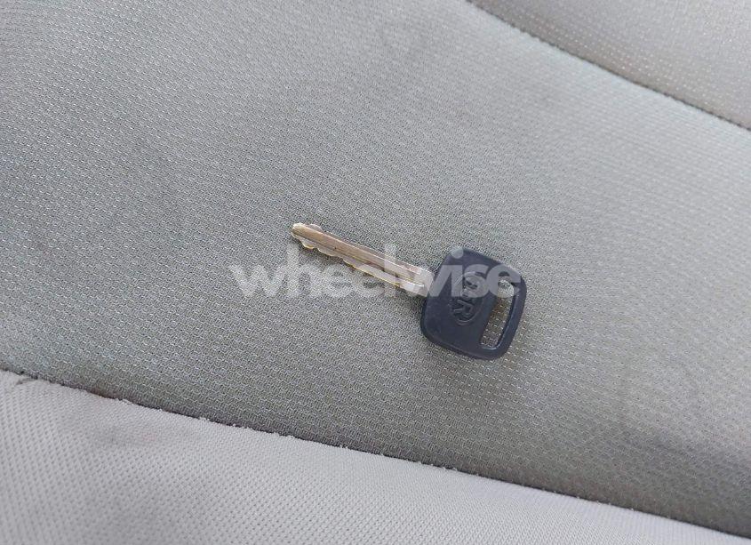 Photo 11 of 2012 Toyota Sienna BASE 7 PASSENGER (VIN 5TDKA3DC3CS014049)