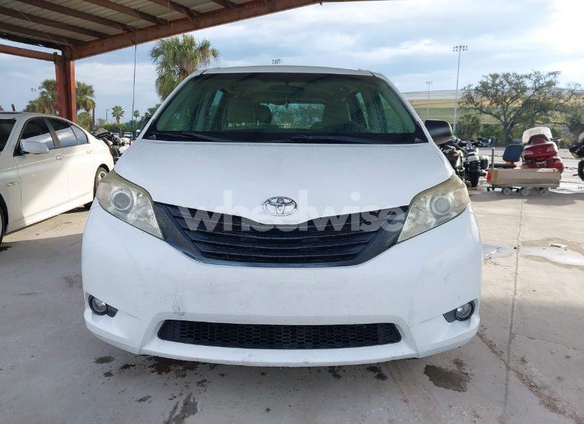 Photo 12 of 2012 Toyota Sienna BASE 7 PASSENGER (VIN 5TDKA3DC3CS014049)