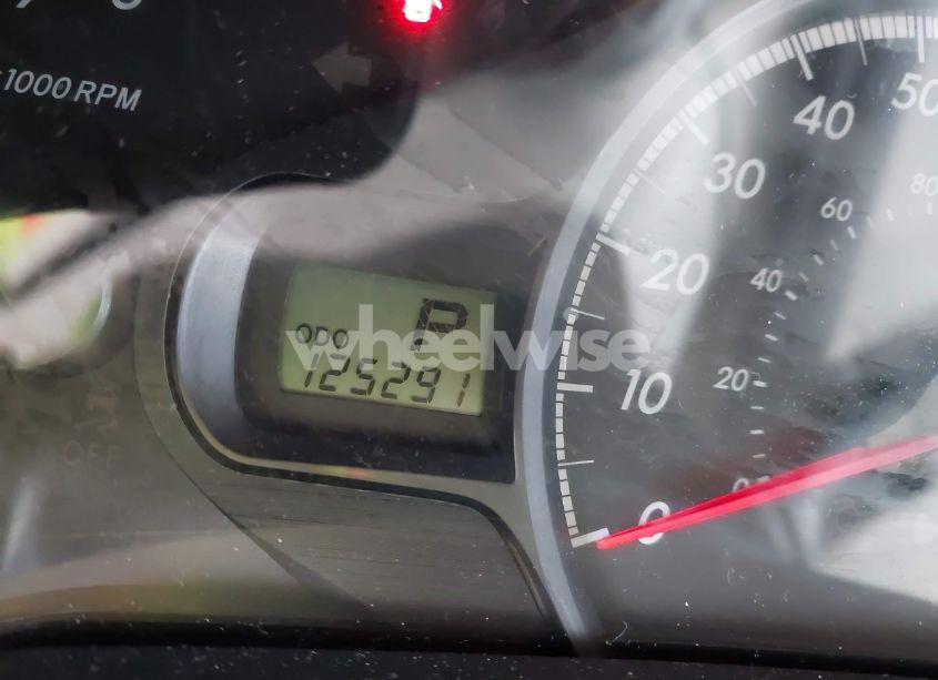 Photo 15 of 2012 Toyota Sienna BASE 7 PASSENGER (VIN 5TDKA3DC3CS014049)