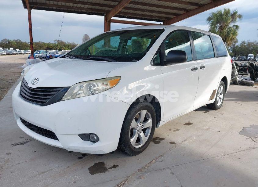 Photo 2 of 2012 Toyota Sienna BASE 7 PASSENGER (VIN 5TDKA3DC3CS014049)