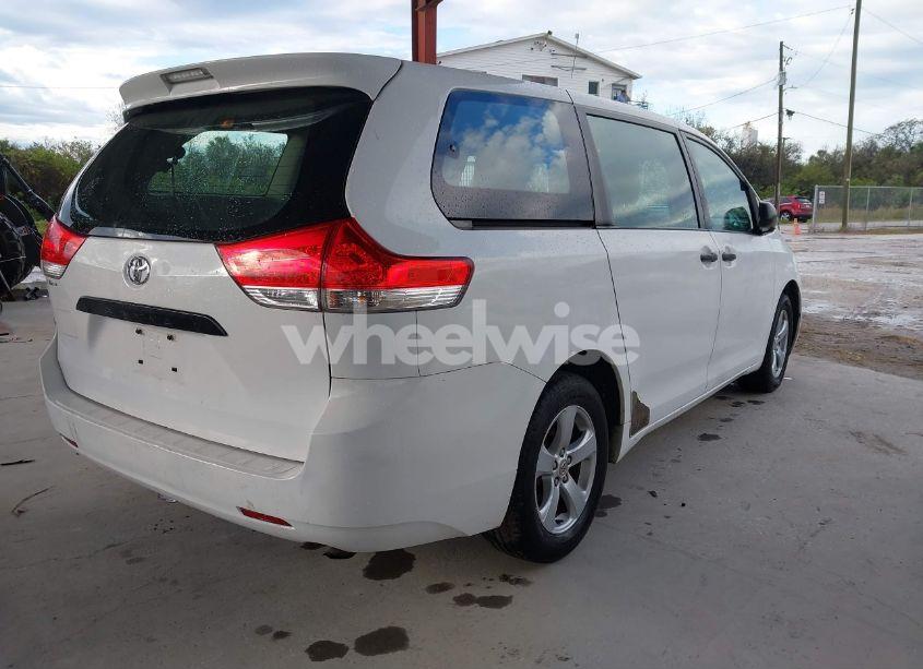 Photo 4 of 2012 Toyota Sienna BASE 7 PASSENGER (VIN 5TDKA3DC3CS014049)