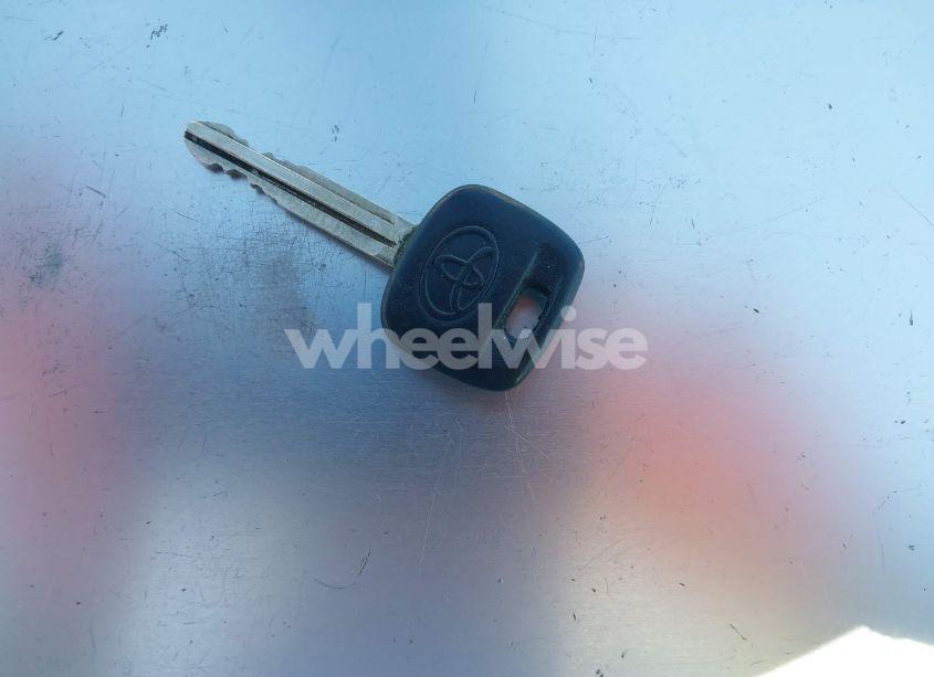 Photo 11 of 2011 Toyota Sienna LE (VIN 5TDKA3DC4BS003009)