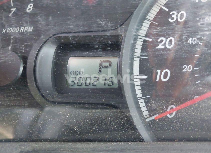 Photo 16 of 2011 Toyota Sienna LE (VIN 5TDKA3DC4BS003009)