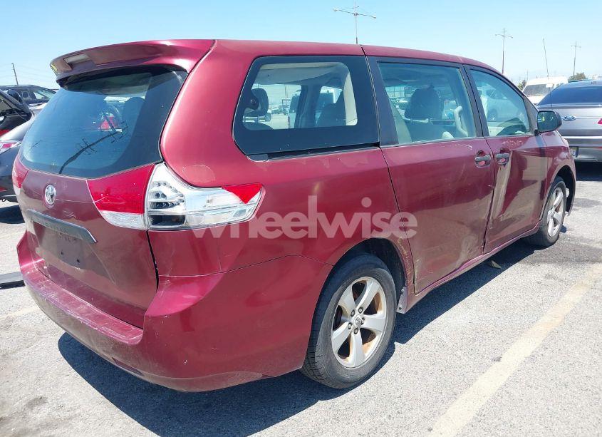 Photo 4 of 2011 Toyota Sienna LE (VIN 5TDKA3DC4BS003009)