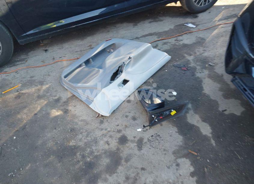 Photo 12 of 2012 Toyota Sienna BASE 7 PASSENGER (VIN 5TDKA3DC4CS010897)