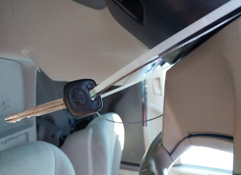 Photo 11 of 2012 Toyota Sienna BASE 7 PASSENGER (VIN 5TDKA3DC4CS012469)