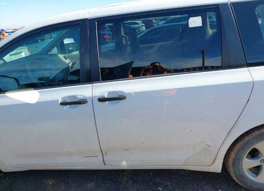 Photo 14 of 2012 Toyota Sienna BASE 7 PASSENGER (VIN 5TDKA3DC4CS012469)