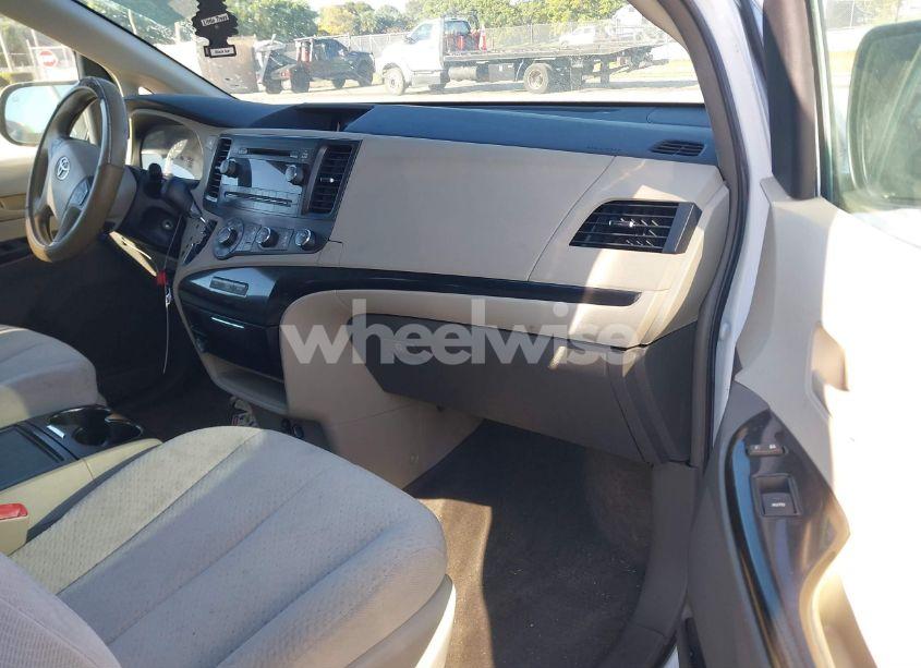 Photo 5 of 2012 Toyota Sienna LE 8 PASSENGER (VIN 5TDKA3DC5CS011220)