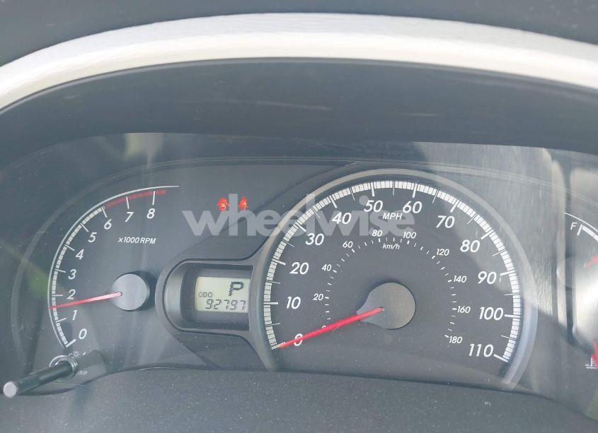 Photo 7 of 2011 Toyota Sienna (VIN 5TDKA3DC6BS005067)