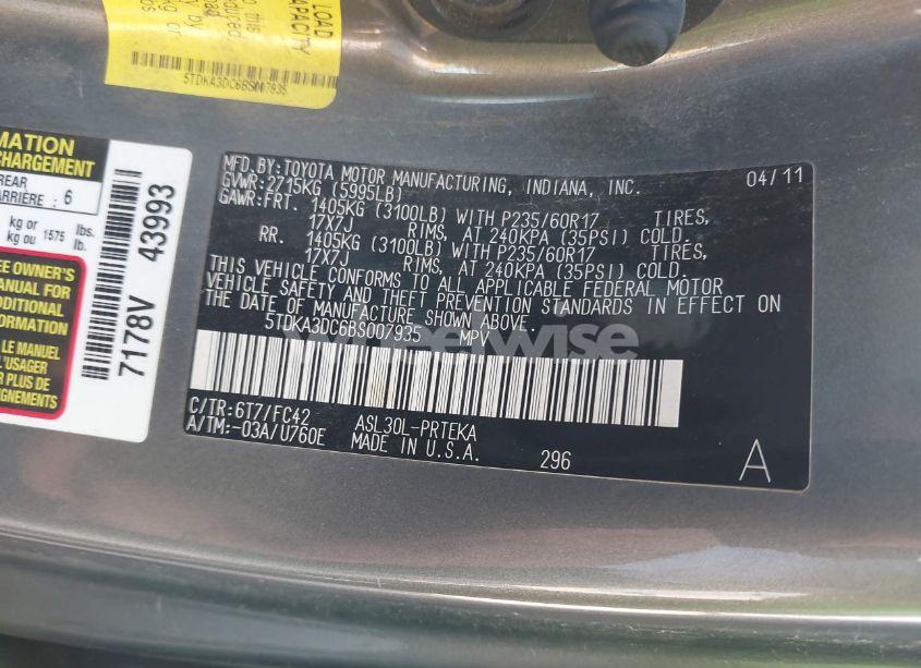 Photo 9 of 2011 Toyota Sienna LE (VIN 5TDKA3DC6BS007935)