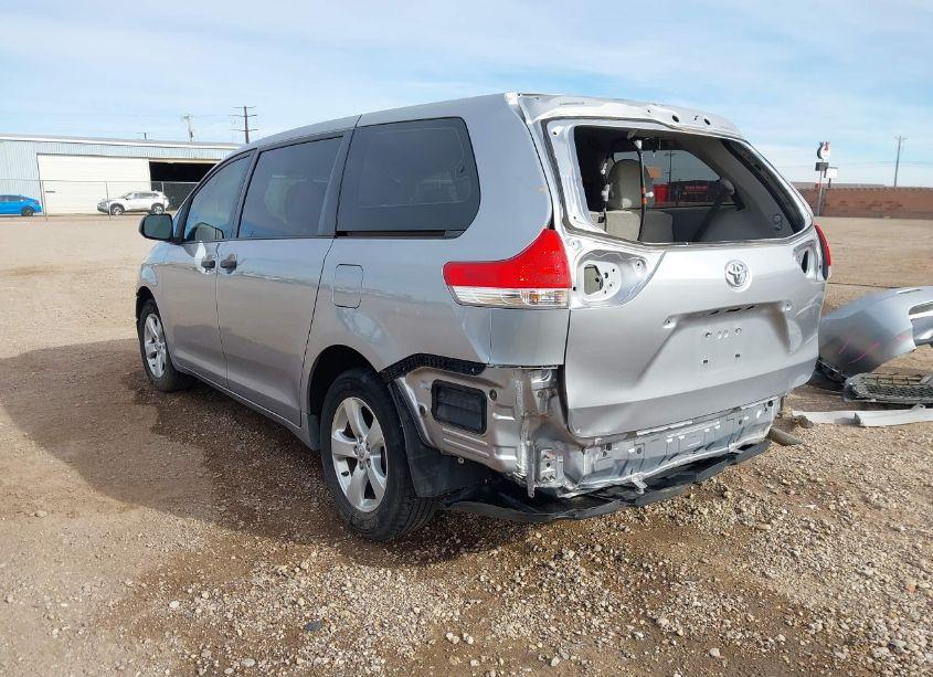 Photo 3 of 2012 Toyota Sienna BASE 7 PASSENGER (VIN 5TDKA3DC6CS010299)